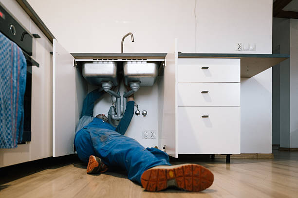 Professional Leak Detection technician working in New Haven, NY